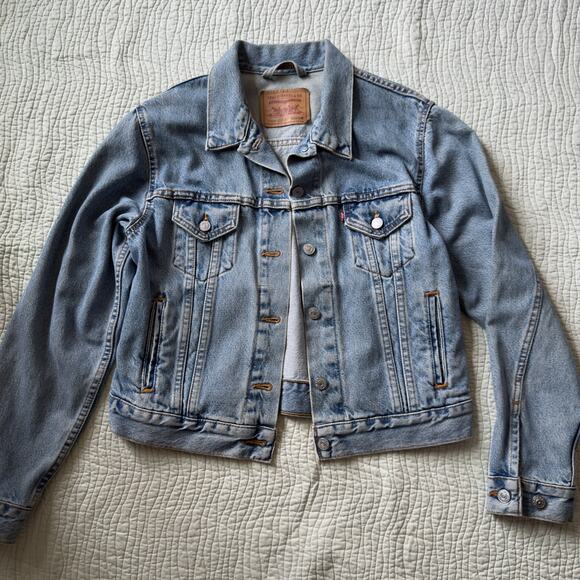 Vintage Levi Denim Blue Jean Trucker Jacket Classic Staple Fall Autumm 90s M - Picture 1 of 8